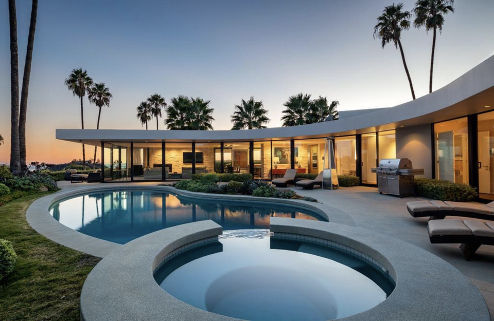 https-%2F%2Fblogs-images.forbes.com%2Famydobson%2Ffiles%2F2019%2F02%2FMusk-Exterior-1200x781.jpg