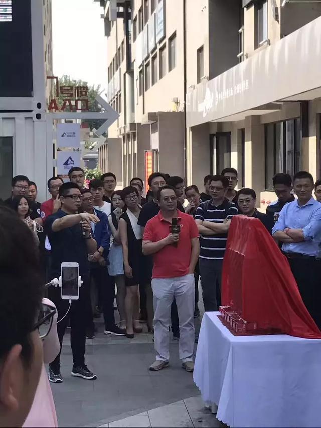 360文娱小败局