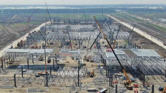 4月份，特斯拉在上海的Gigafactory3工厂正在施工
