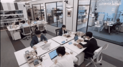 综艺《令人心动的offer》第一季的职场展现收获了许多好评