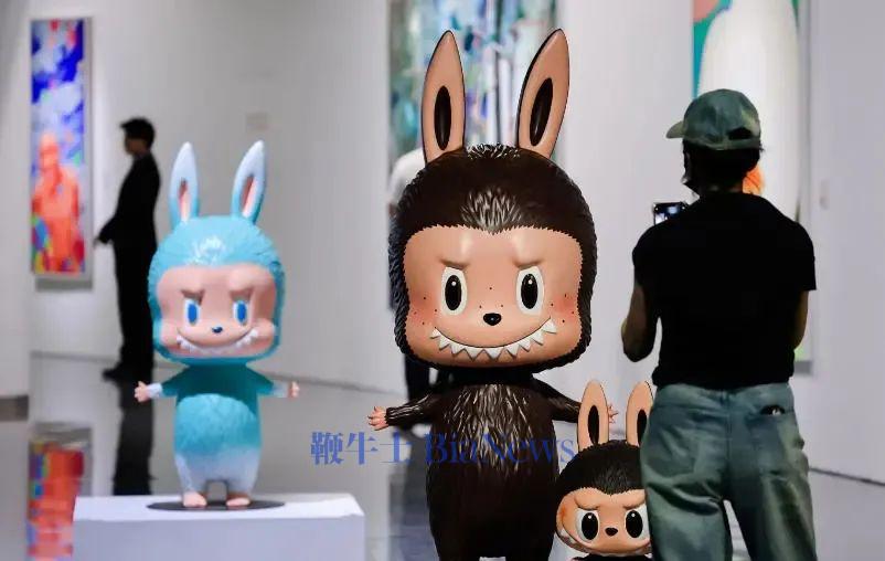 对话百万LABUBU拍卖方：起拍价1000，预期20万