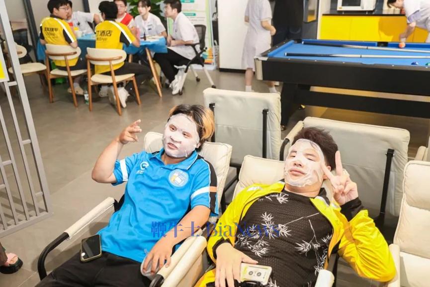 外卖大战升级，阿里、美团、京东疯抢骑手