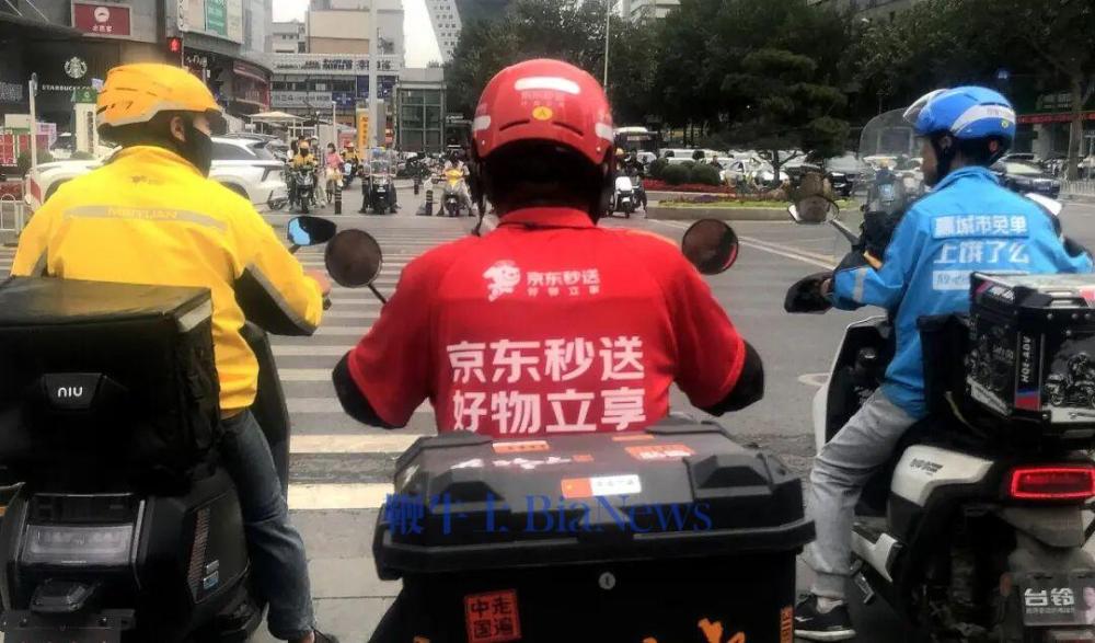 三个平台烧掉近千亿，外卖大战也是效率之战