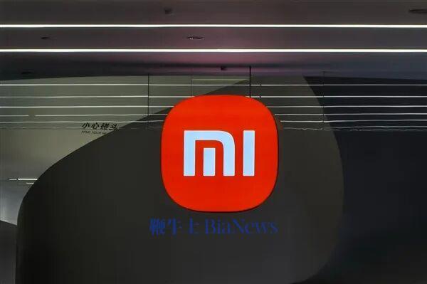 卢伟冰：大量果粉换小米手机 不少iPhone 17用户换小米17