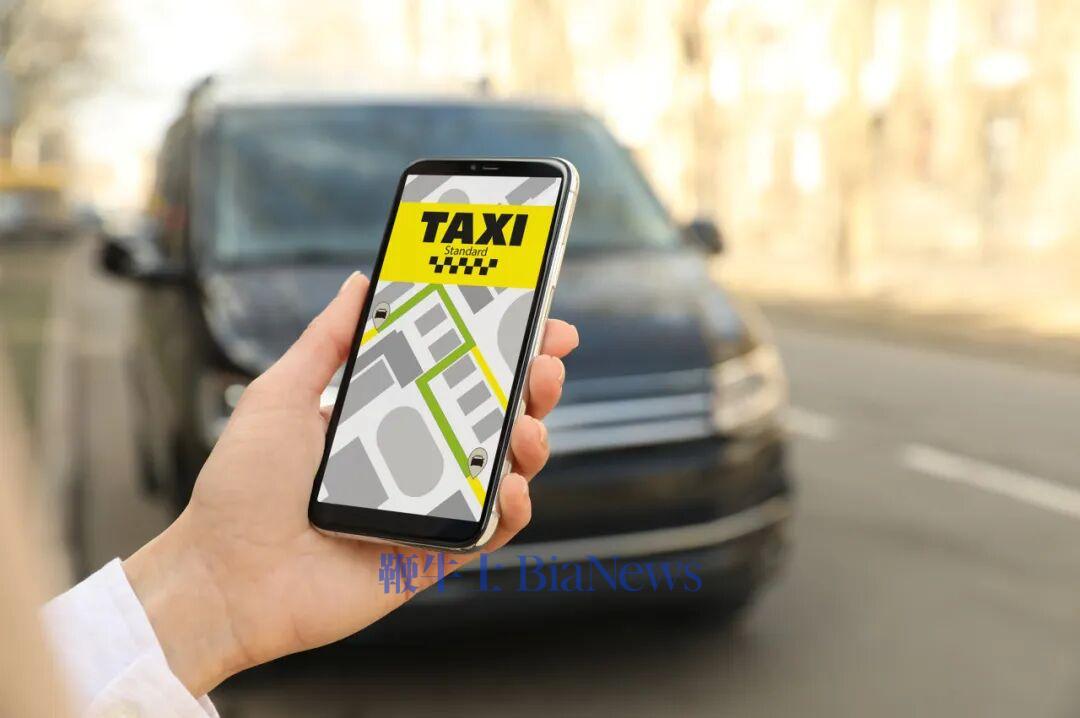 曹操出行加码，Robotaxi战局生变？