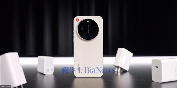 联名徕卡三年后 小米造了一台“不像小米”的手机