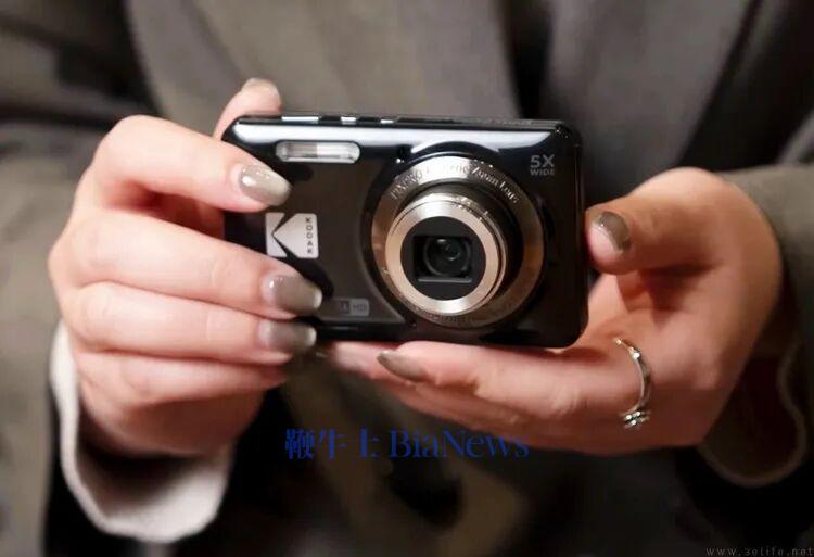 “电子古董”卷土重来，给手机行业出了个难题