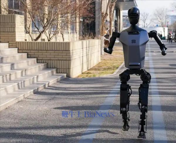 速度碾压人类!王兴兴放话:下个月机器人半马要跑进1小时内