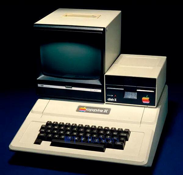Apple II Microcomputer | National Museum of American History