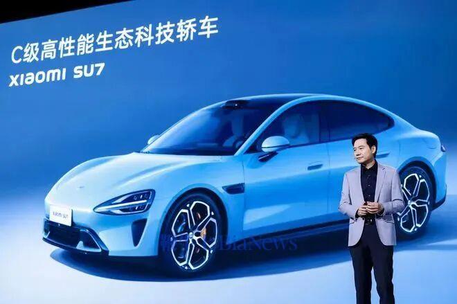 雷军的高端化，可能要在小米汽车上做成了_财富号_东方财富网