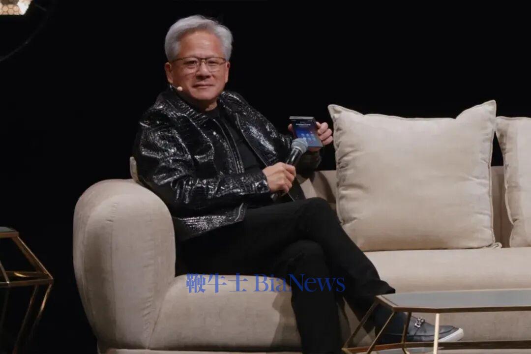 Nvidia CEO Jensen Huang puts Trump on speakerphone while downplaying AI  risks | The Straits Times