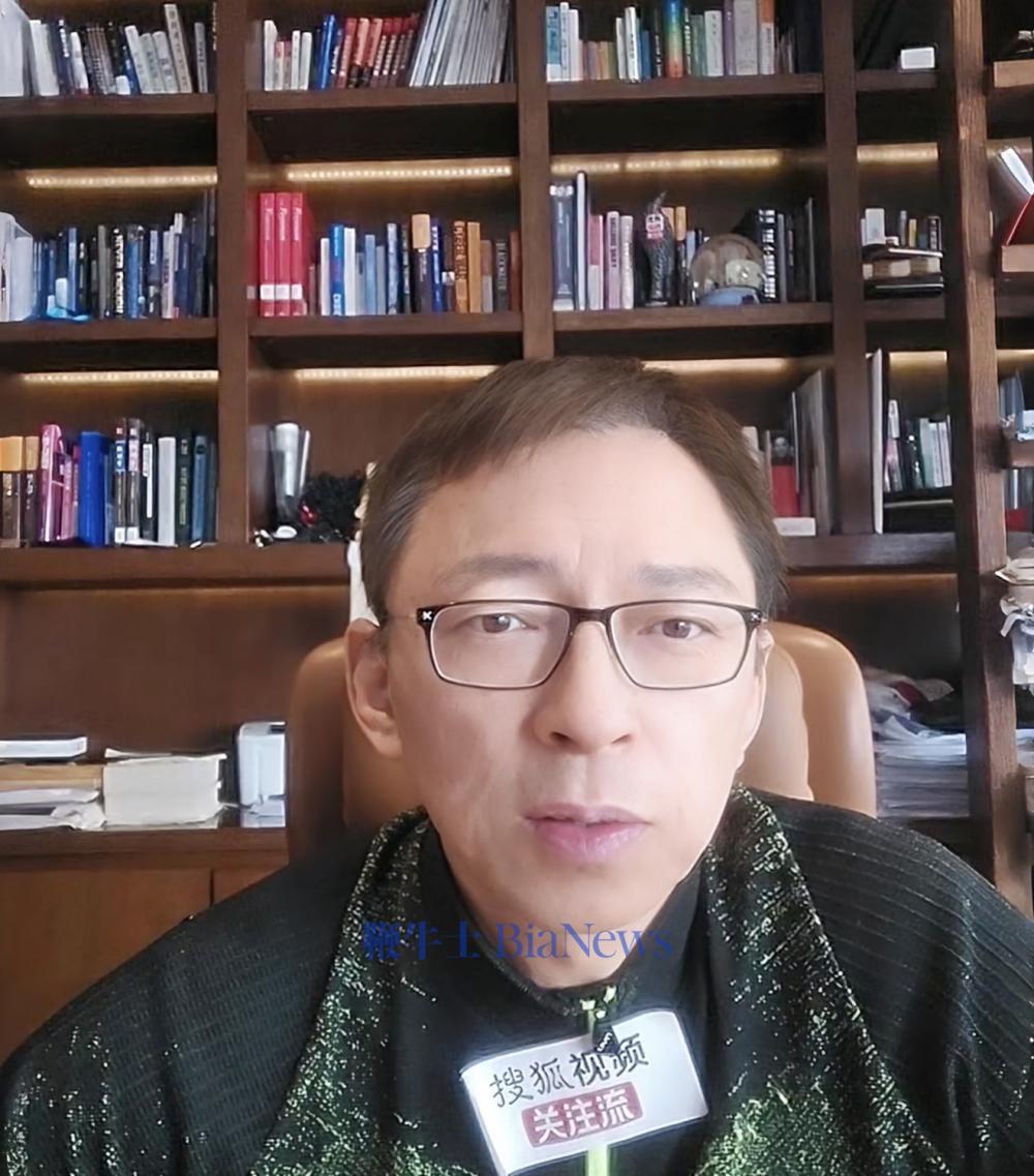 星巴克大罢工影响业绩复苏？迈克尔·杰克逊女儿吸毒导致后遗症？《张朝阳的英语课》看天下 ​