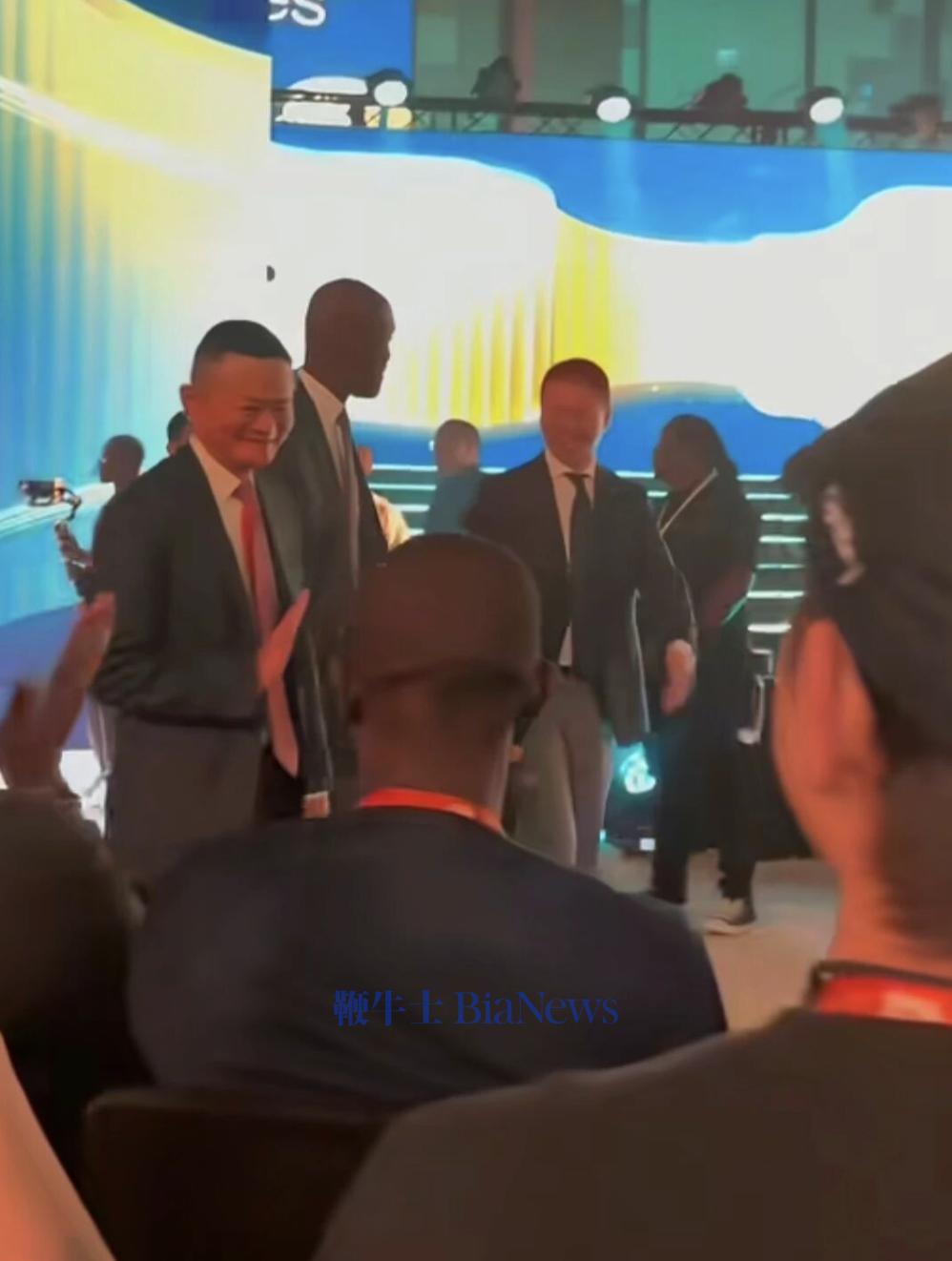 截屏2025-12-14 13.17.26.png 截屏2025-12-14 13.17.26.png