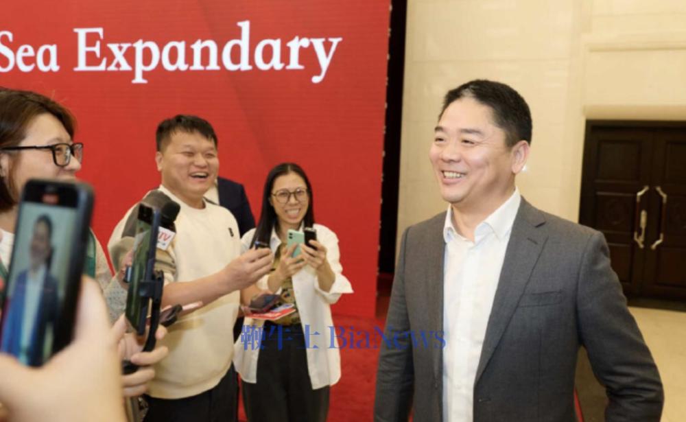 刘强东投50亿进军游艇业：这是儿时梦想，我们家100多年都是船民