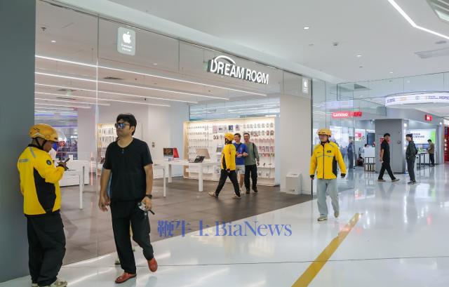 300余城Apple授权店将在美团闪购首发iPhone新品:现货最快30分钟送达