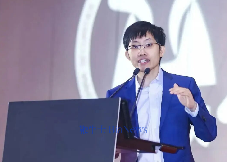 左手量化，右手AI：梁文锋的资本局