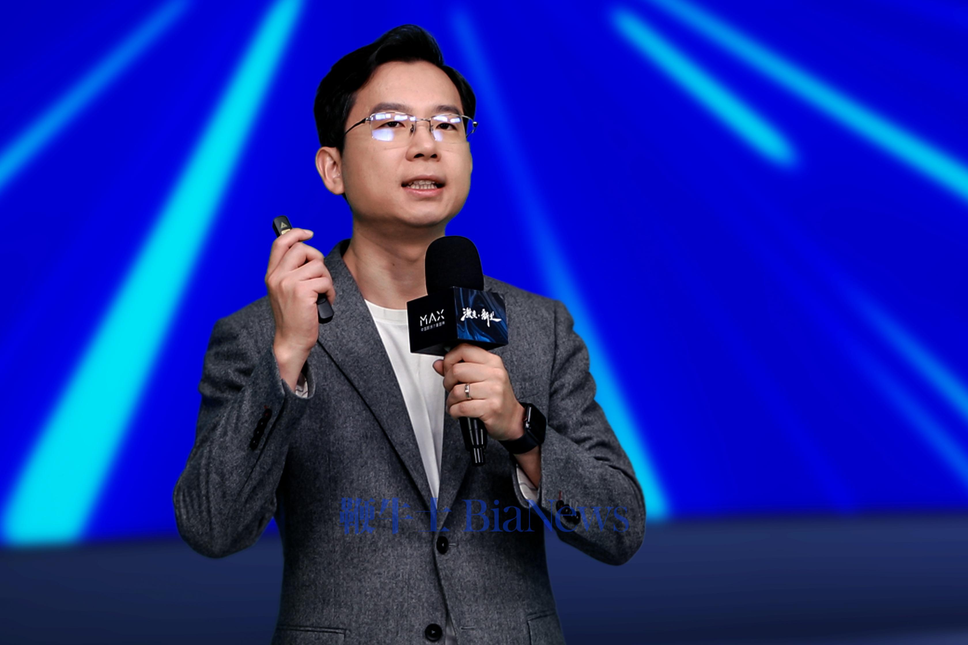 脉脉CEO林凡：明年科技公司将只招AI人才，白领绝大部分工作都可以用Coding Agent实现